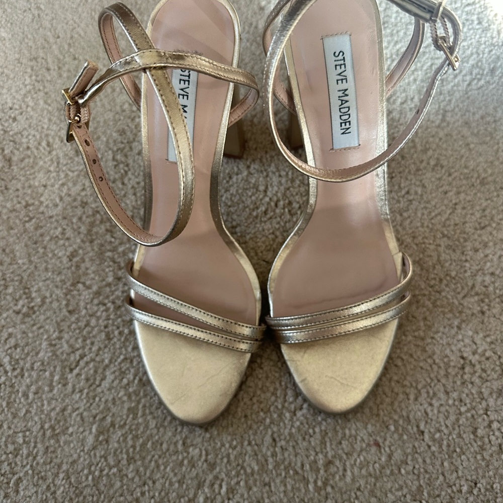 Steve Madden Metallic Gold Heels